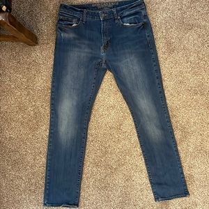 American Eagle Slim Straight Jeans